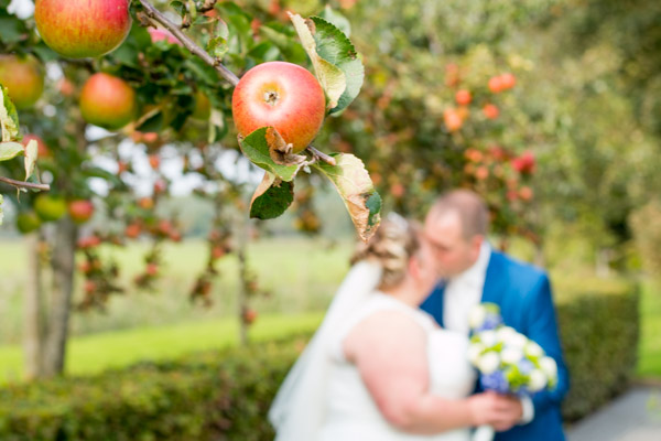 Bruidsfotografie door twee fotografen Fotofamkes Friesland